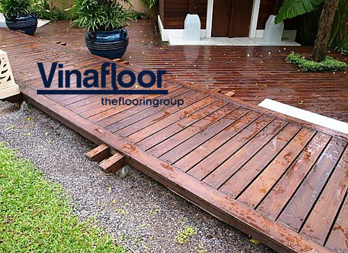 Vì sao chúng ta nên sử dụng lựa chọn sàn nhựa giả gỗ ngoài trời